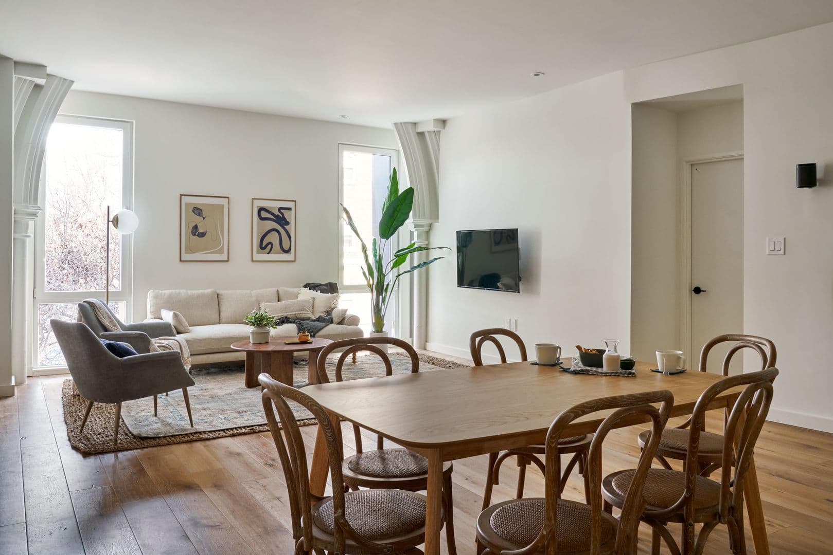 Washington Apartment: 3431 13th St NW