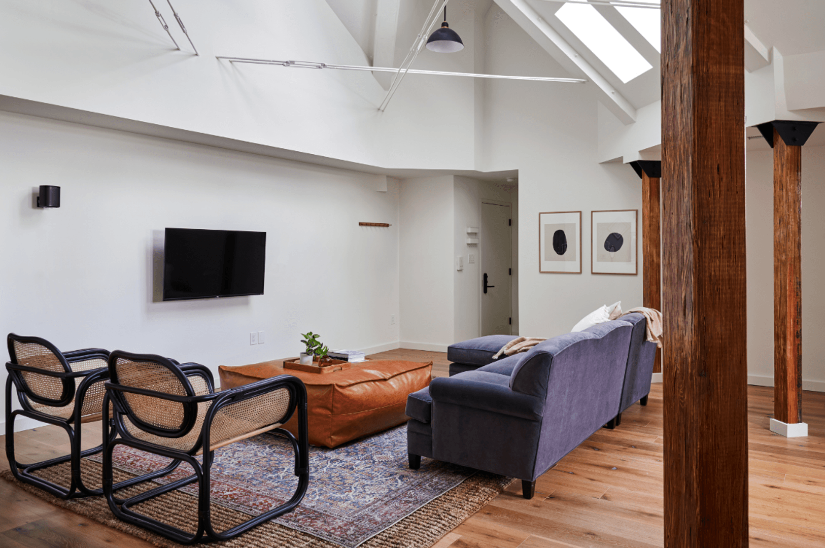 Washington Apartment: 3431 13th St NW