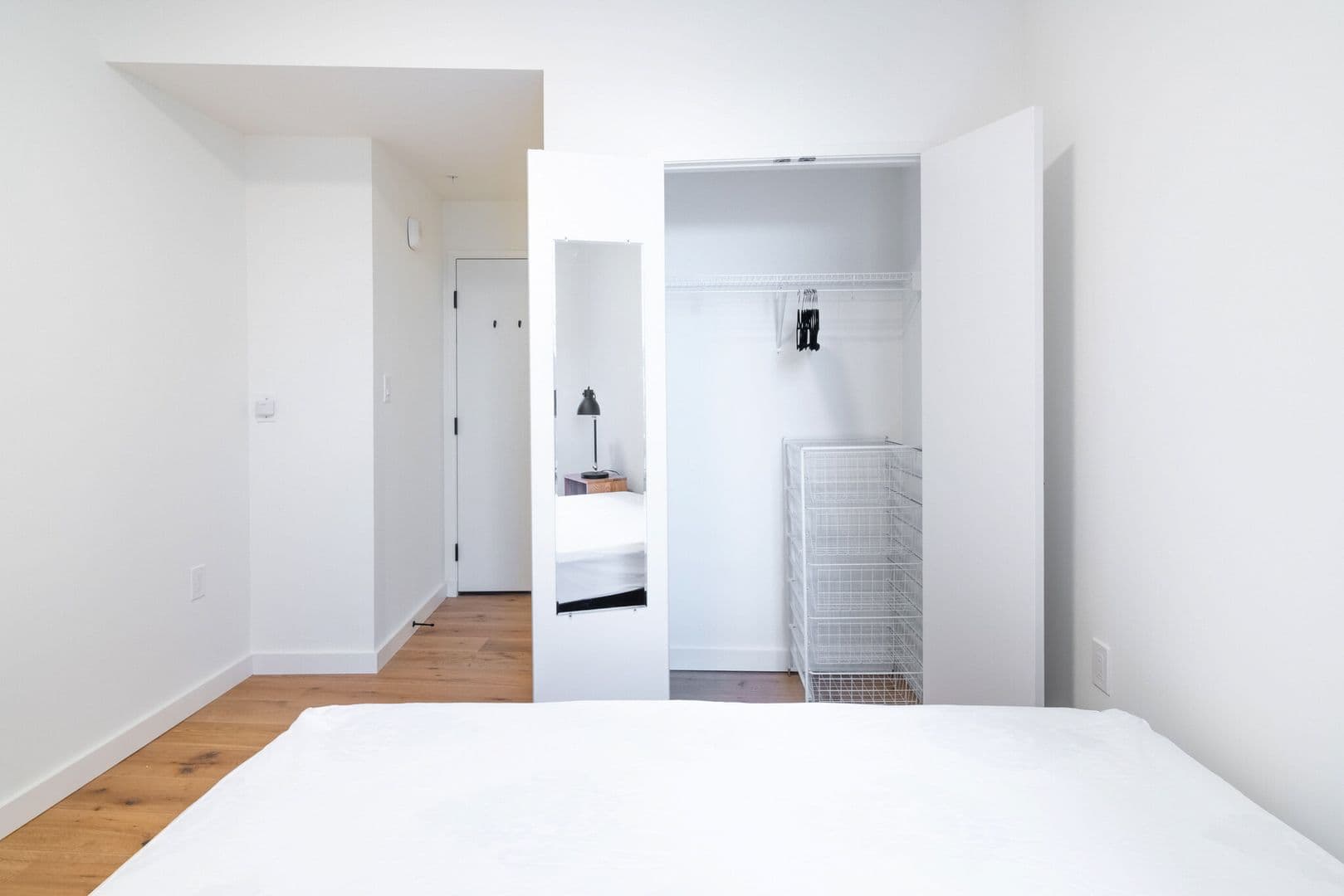 Washington Apartment: 3431 13th St NW