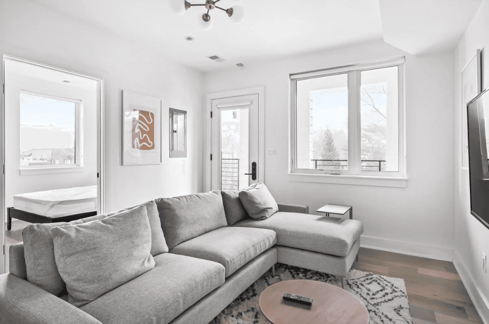 Washington Apartment: 1201 Perry St NE