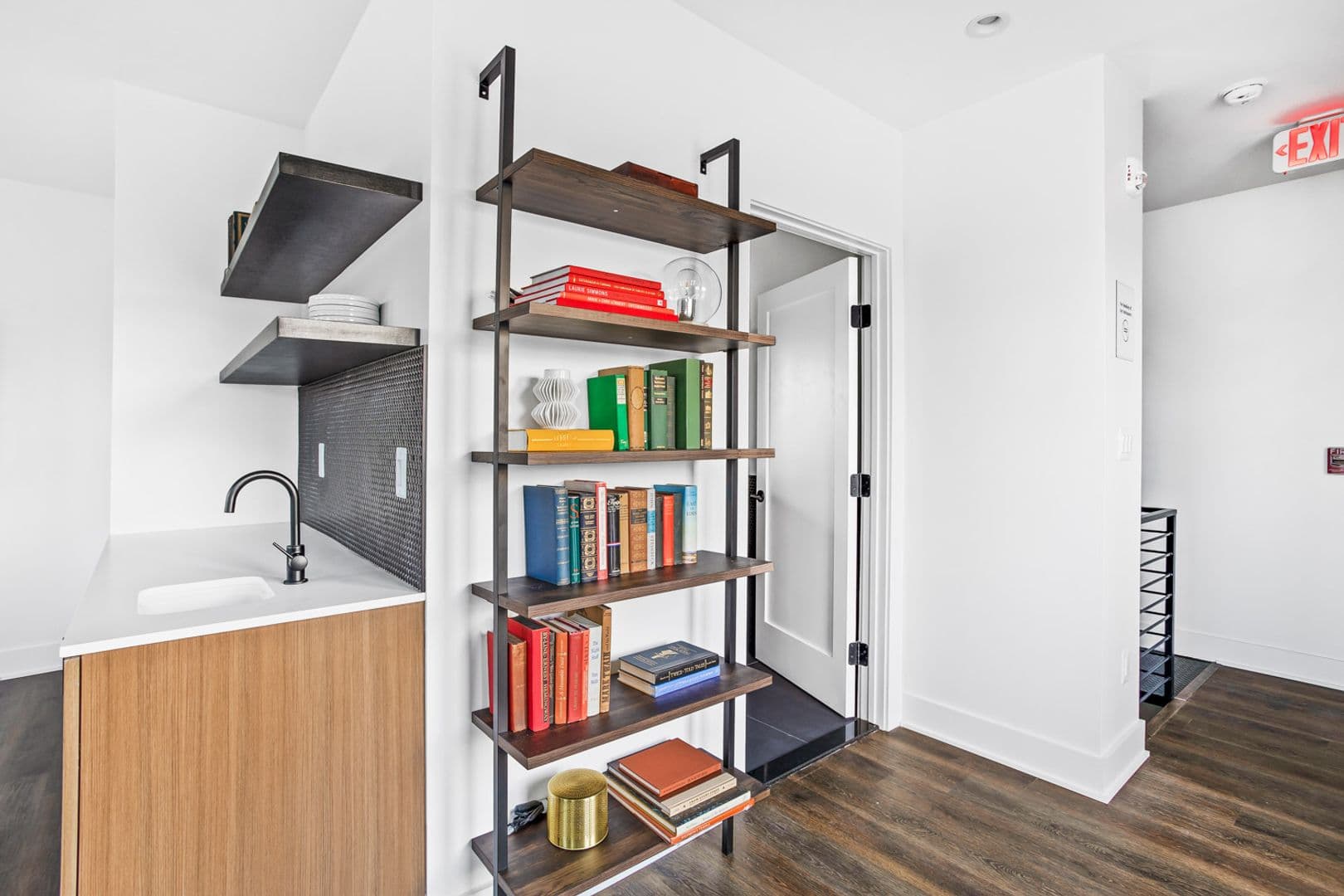 Washington Apartment: 1201 Perry St NE