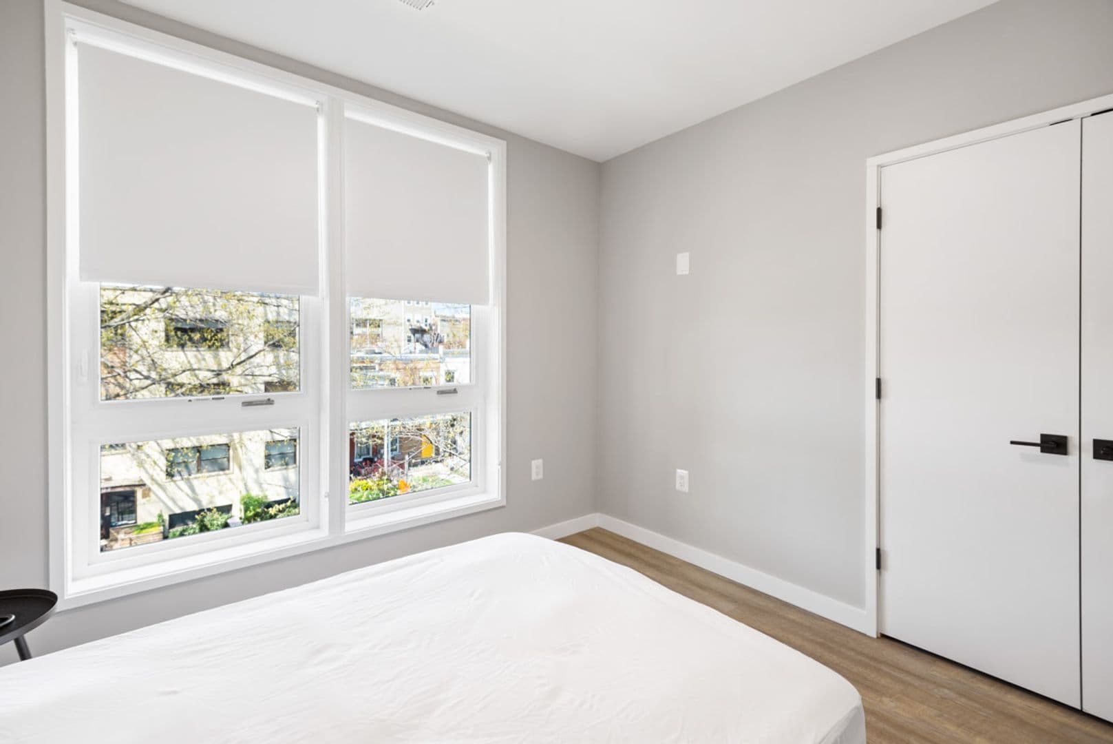 Washington Apartment: 910-912 Euclid ST NW