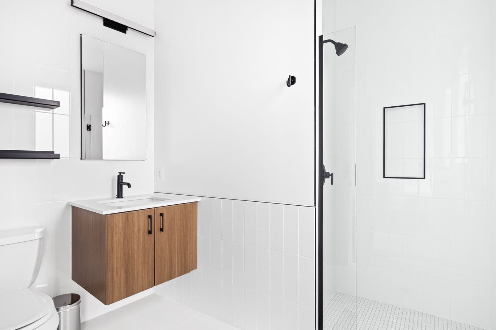 Washington Apartment: 1201 Perry St NE