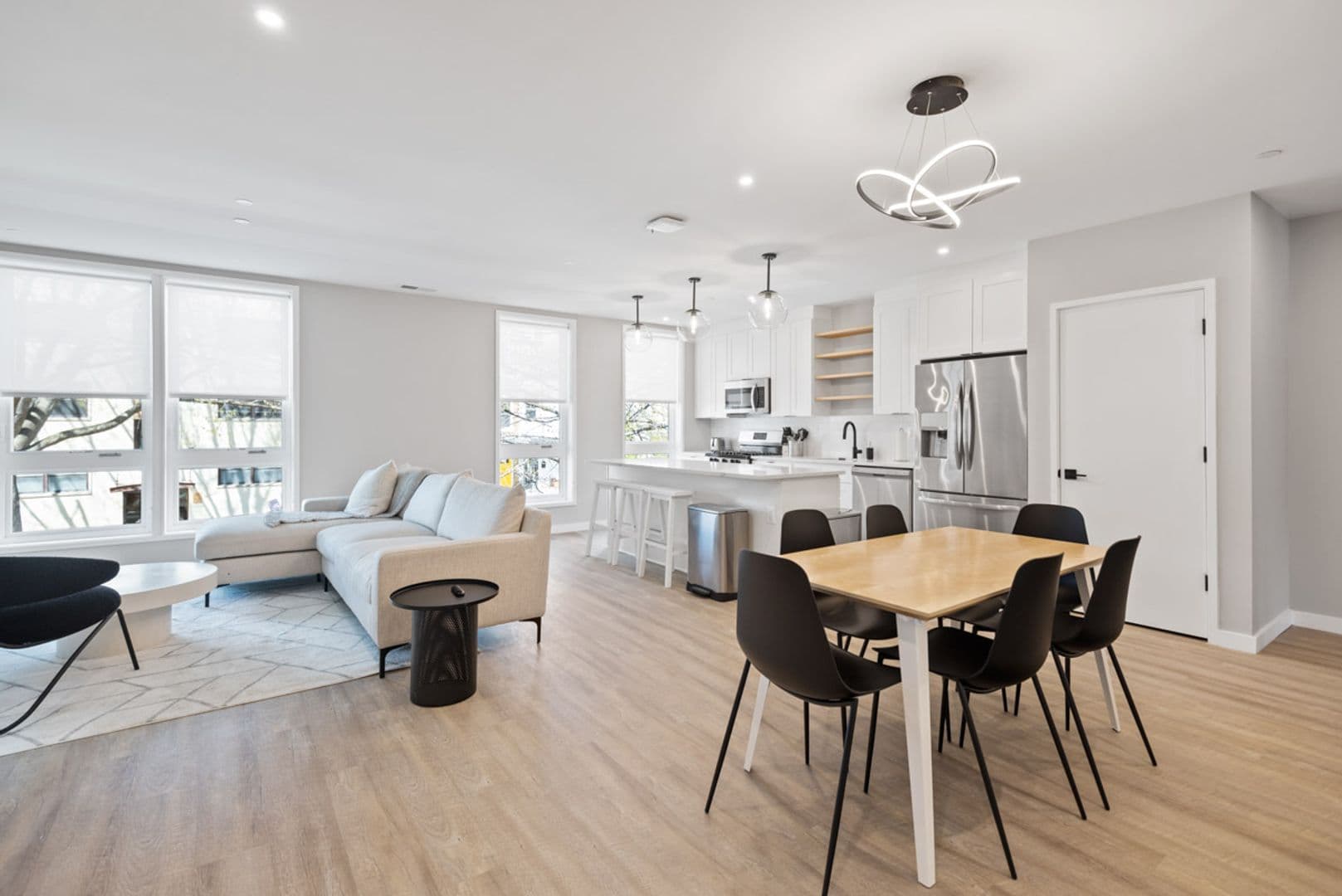 Washington Apartment: 910-912 Euclid ST NW