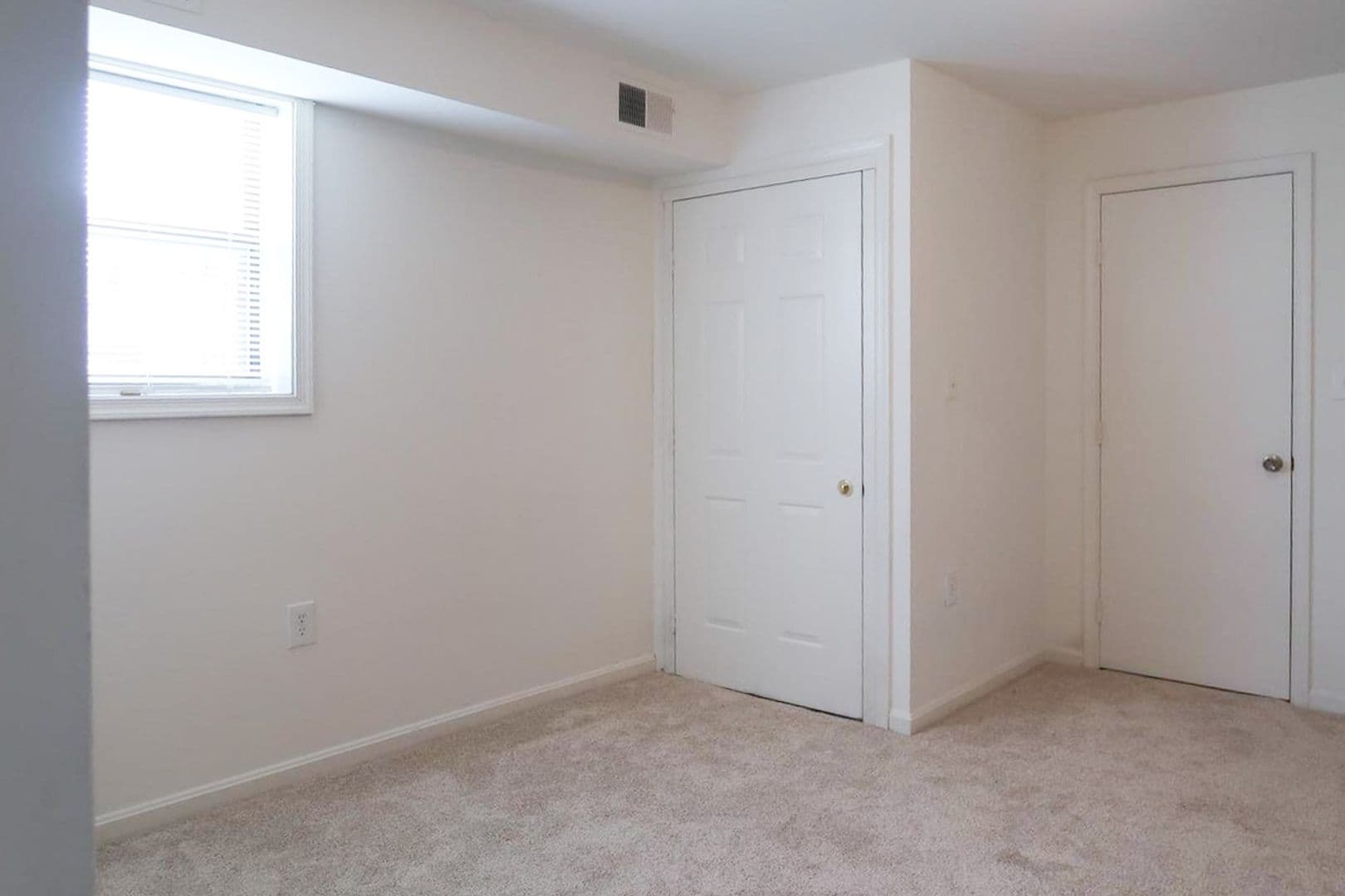 Washington Condo: 3281 15th Pl SE