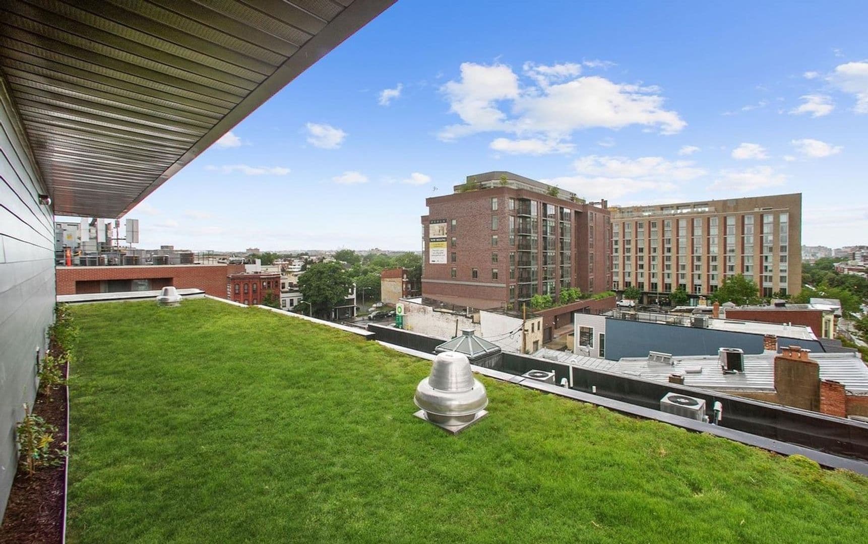 Washington Condo: 801 N St NW
