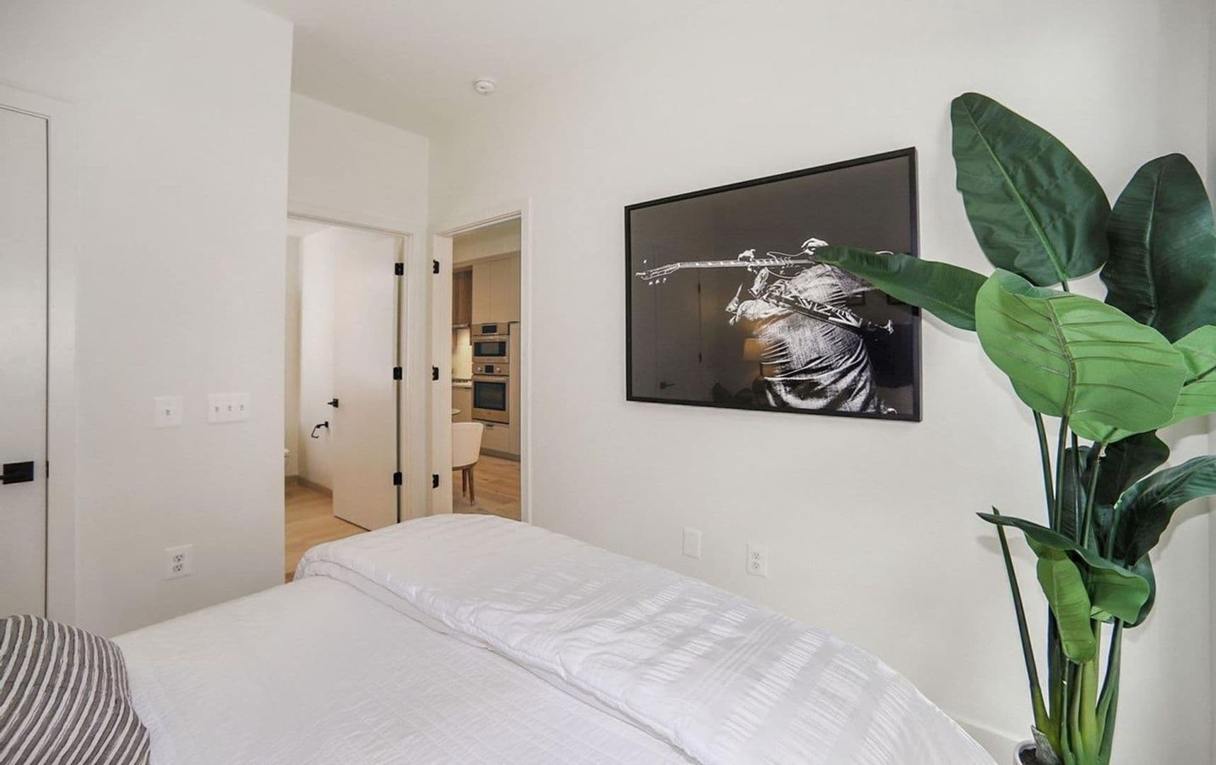 Washington Condo: 801 N St NW