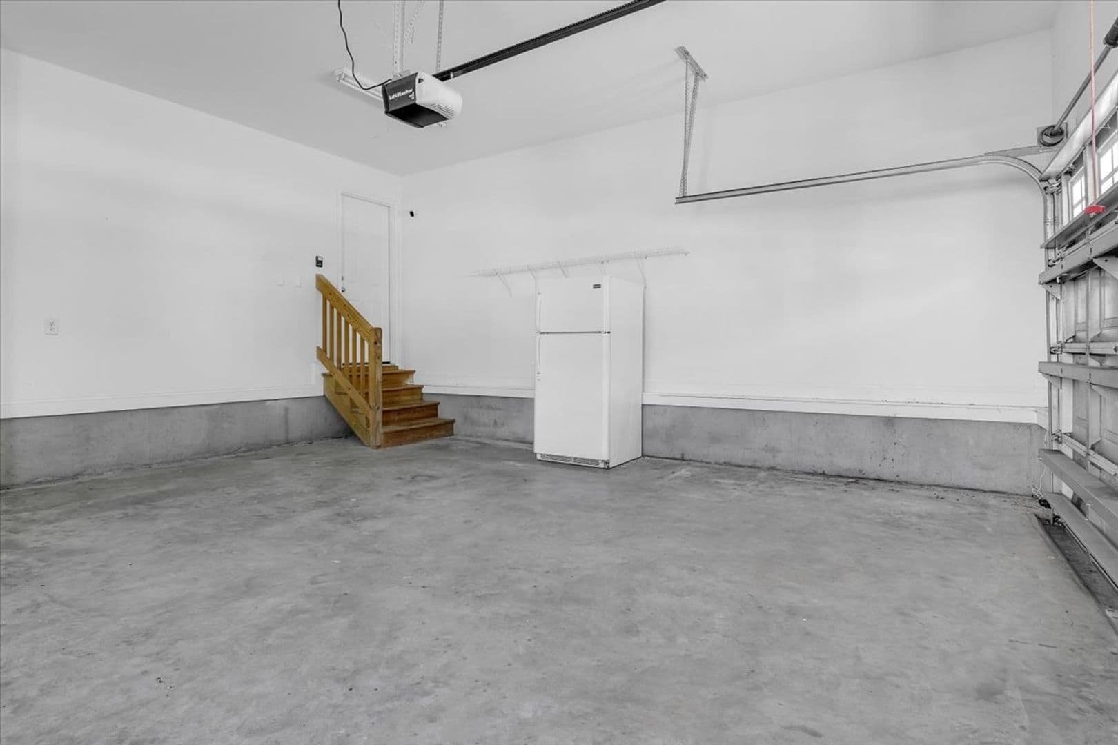 Jacksonville House: 164 Backfield Place