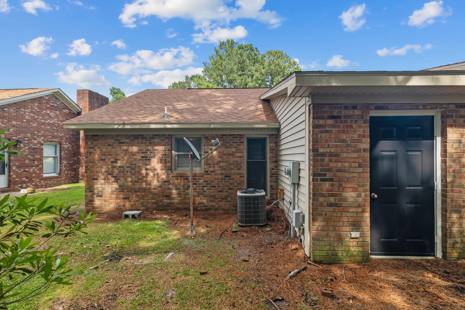 Jacksonville Townhome: 111 Windsor Court