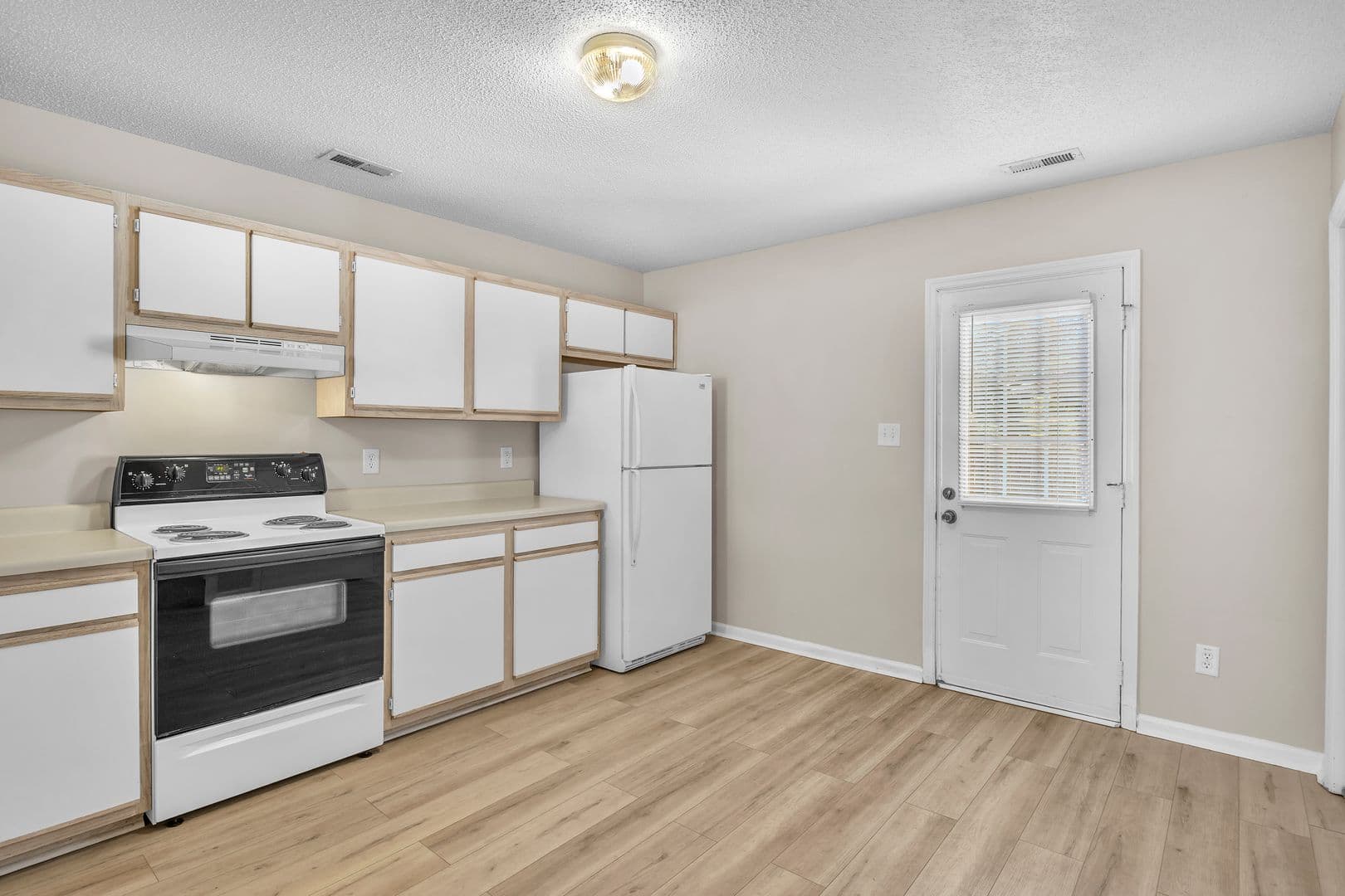 Jacksonville Townhome: 505 Timberlake Tr.