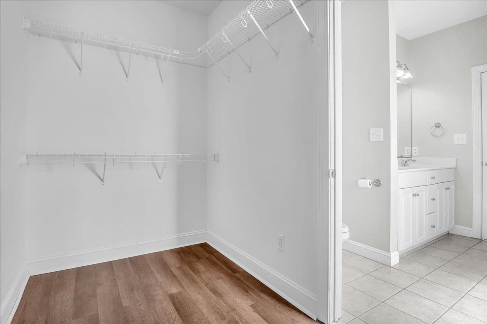 Jacksonville House: 164 Backfield Place