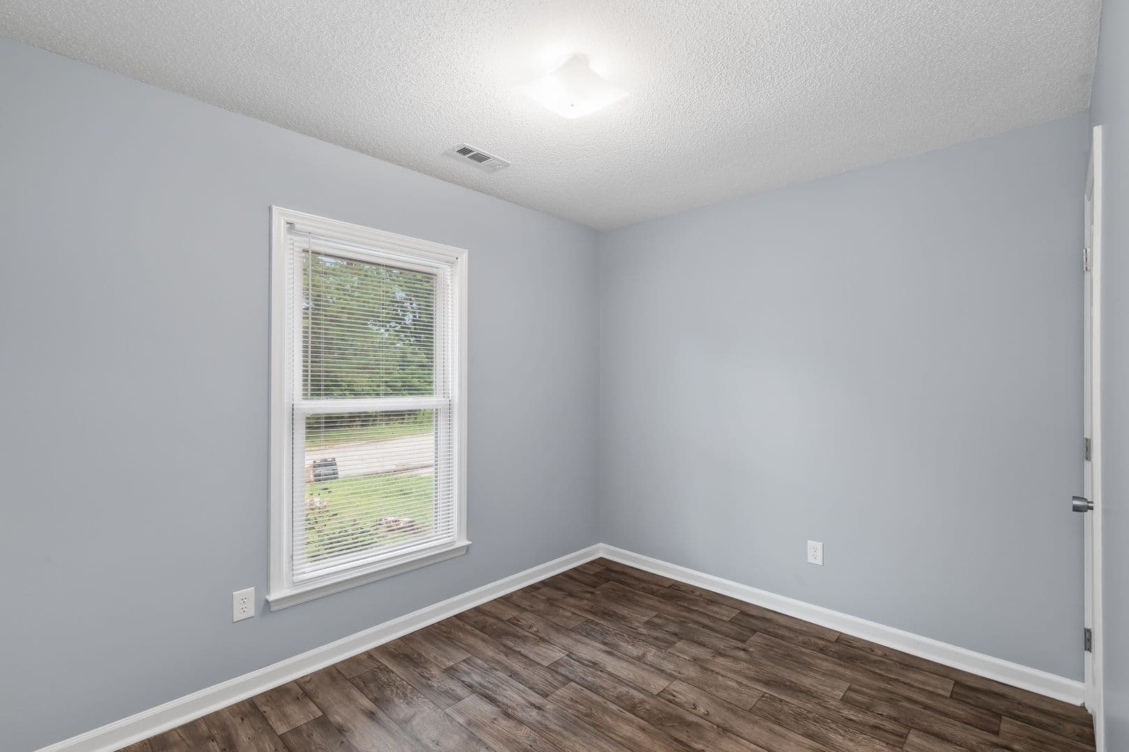 Jacksonville Townhome: 111 Windsor Court