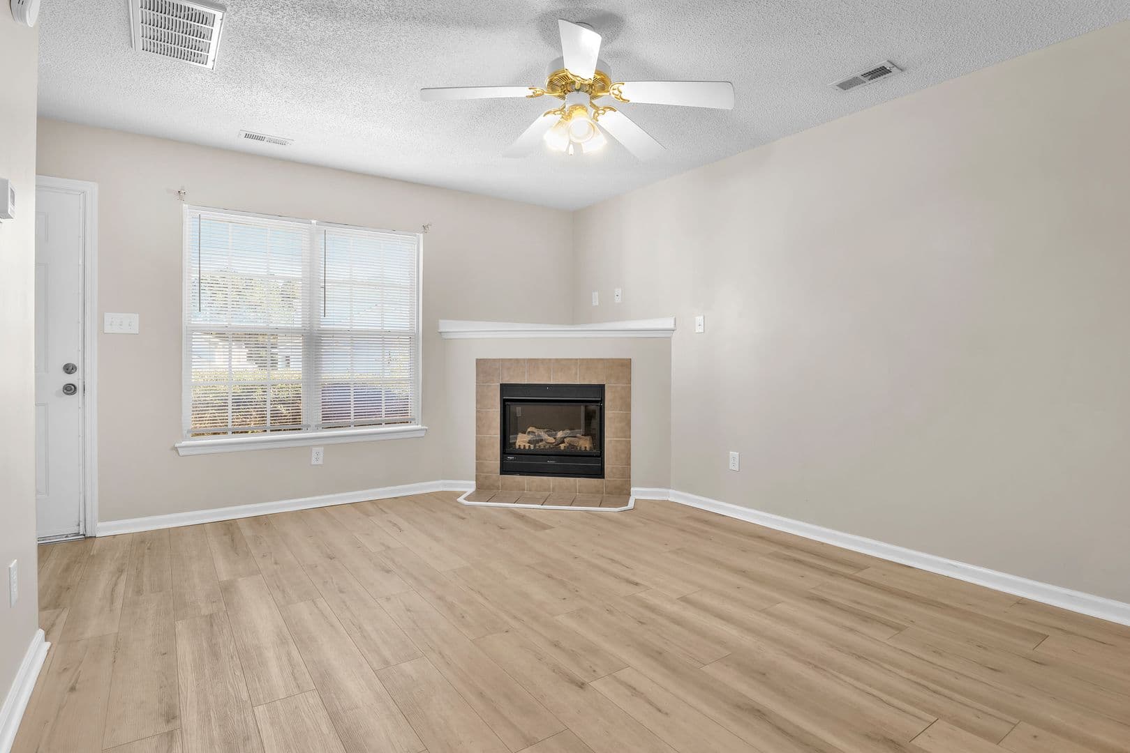 Jacksonville Townhome: 505 Timberlake Tr.