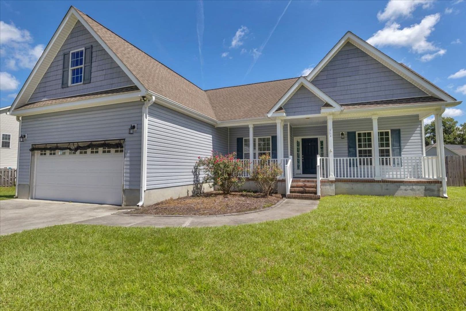 Jacksonville House: 164 Backfield Place