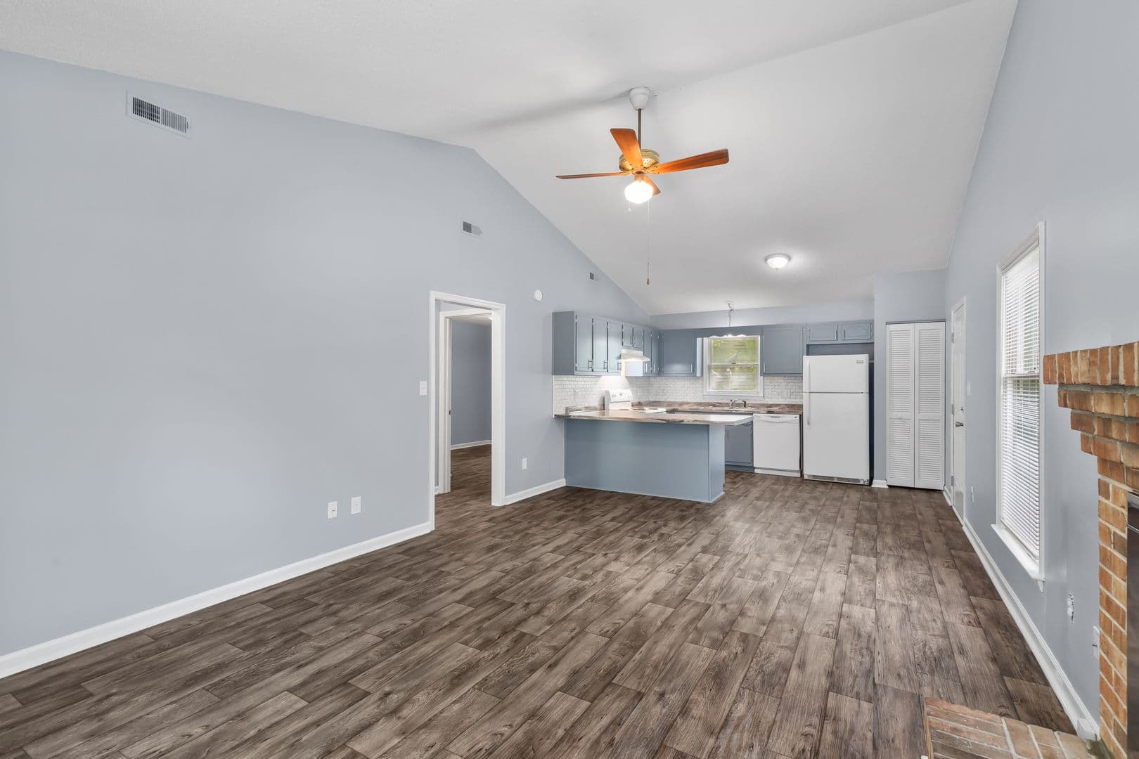 Jacksonville Townhome: 111 Windsor Court