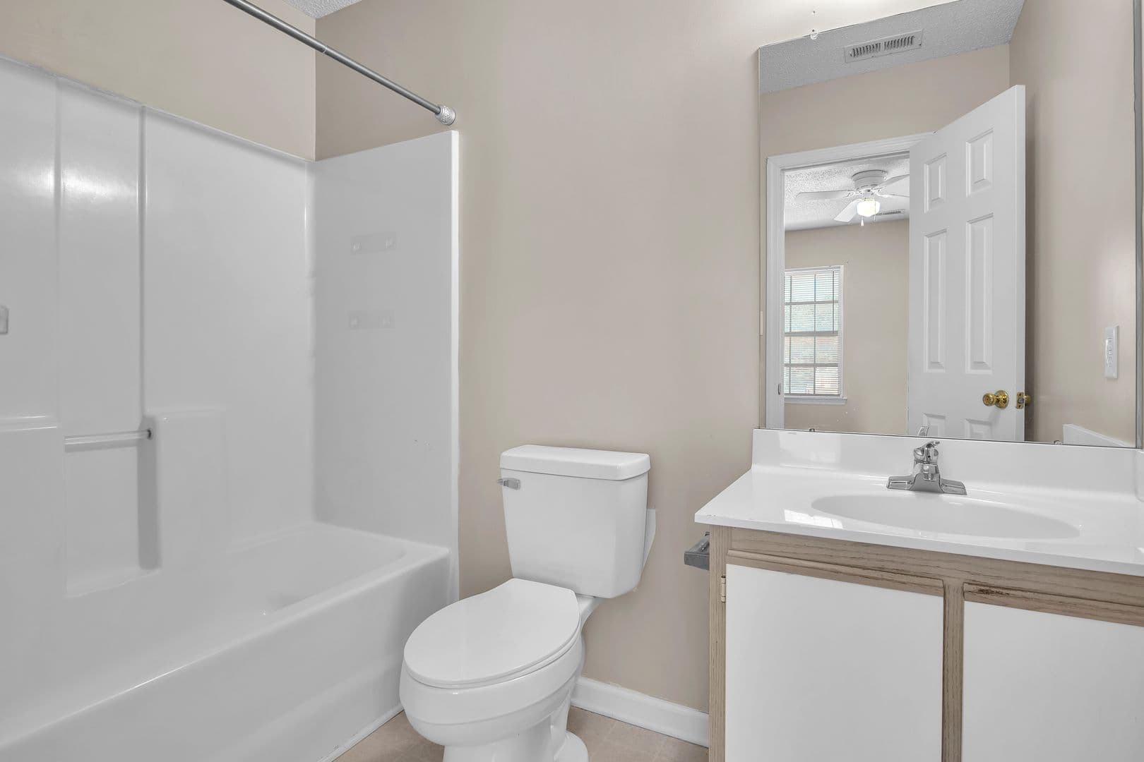 Jacksonville Townhome: 505 Timberlake Tr.