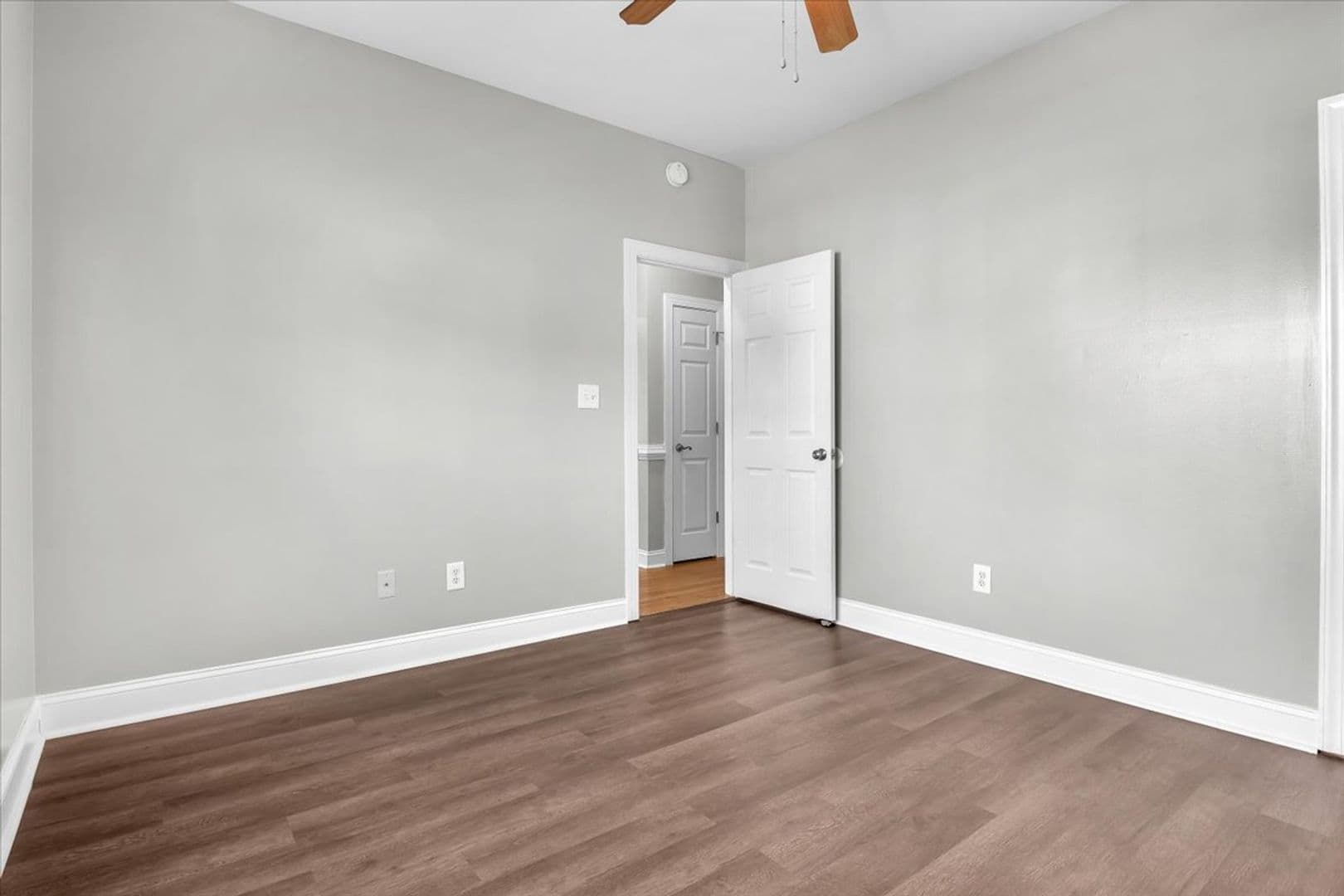 Jacksonville House: 164 Backfield Place