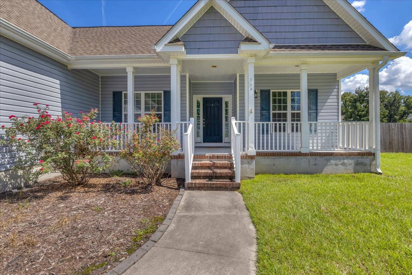 Jacksonville House: 164 Backfield Place