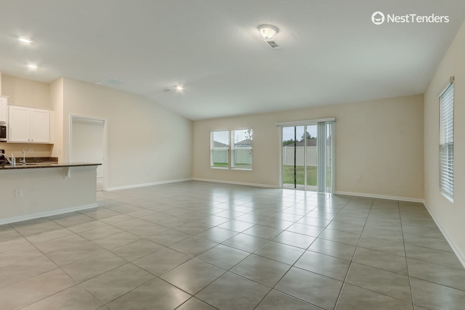 Yulee House: 86248 Express Court