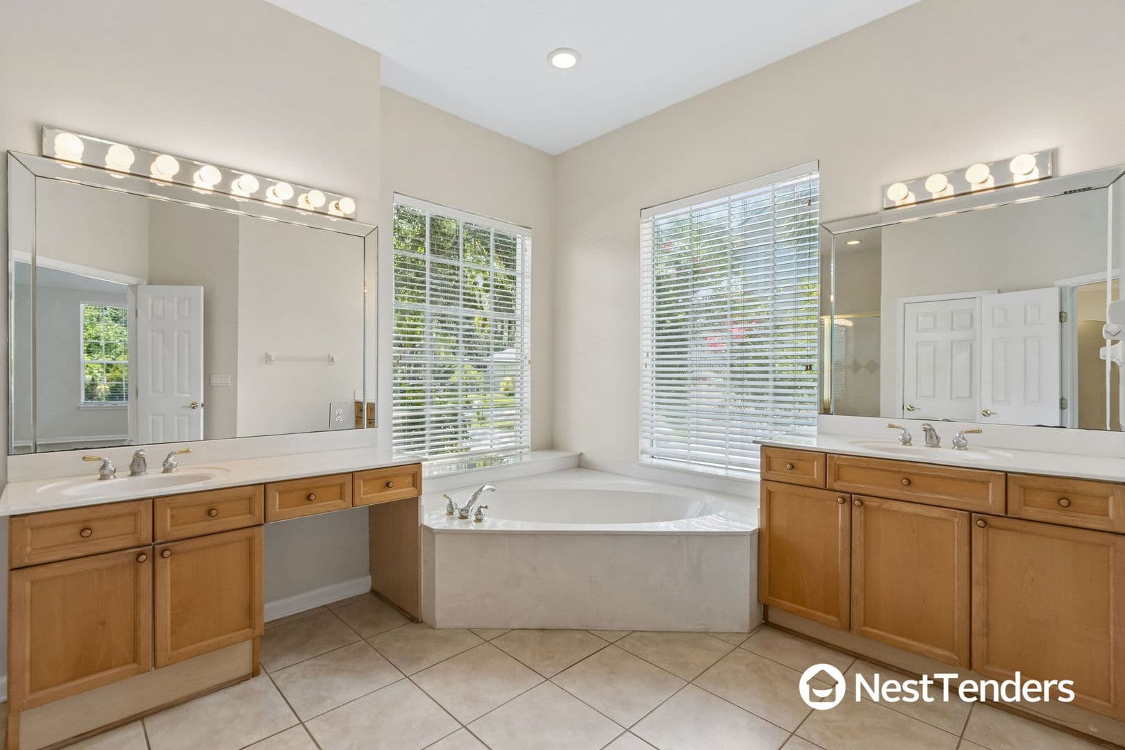 Fernandina Beach House: 2741 Sea Grove Lane