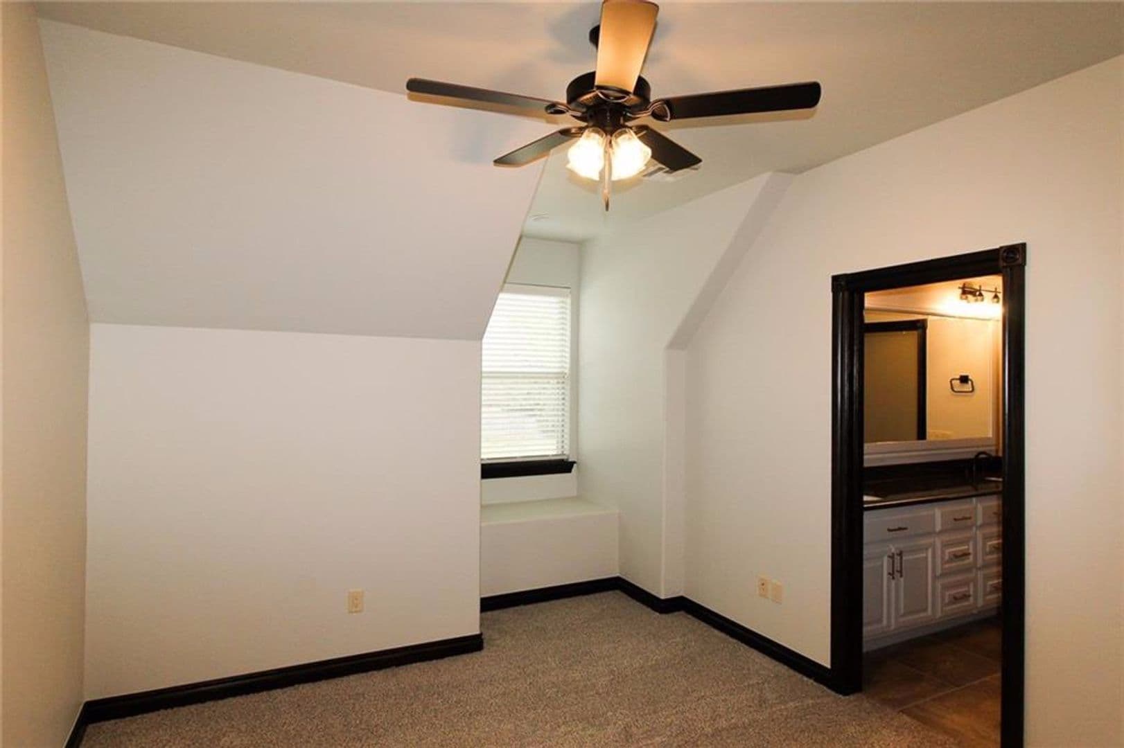 Norman House: 4001 Sam Gordon Drive