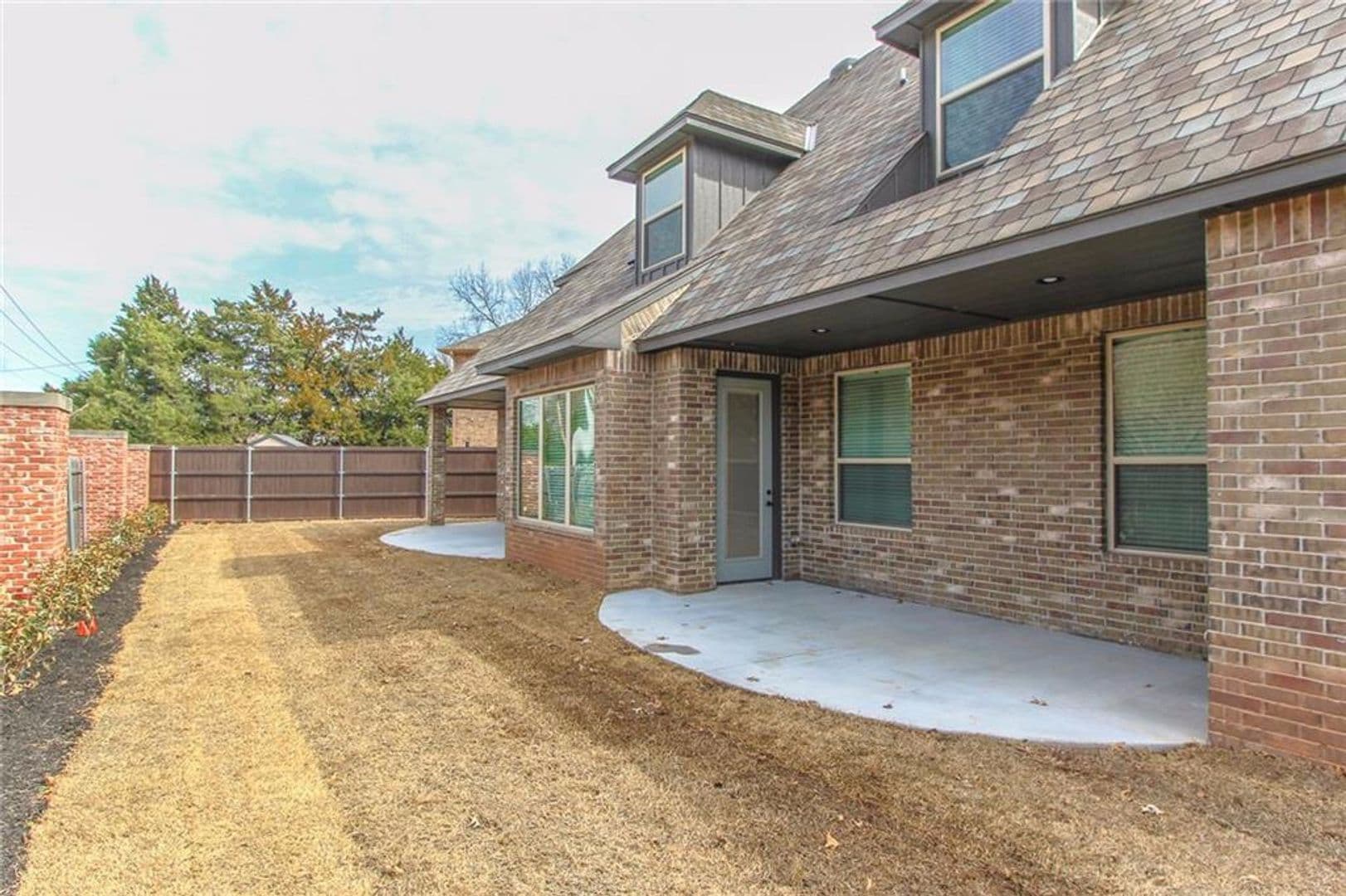 Norman House: 4001 Sam Gordon Drive