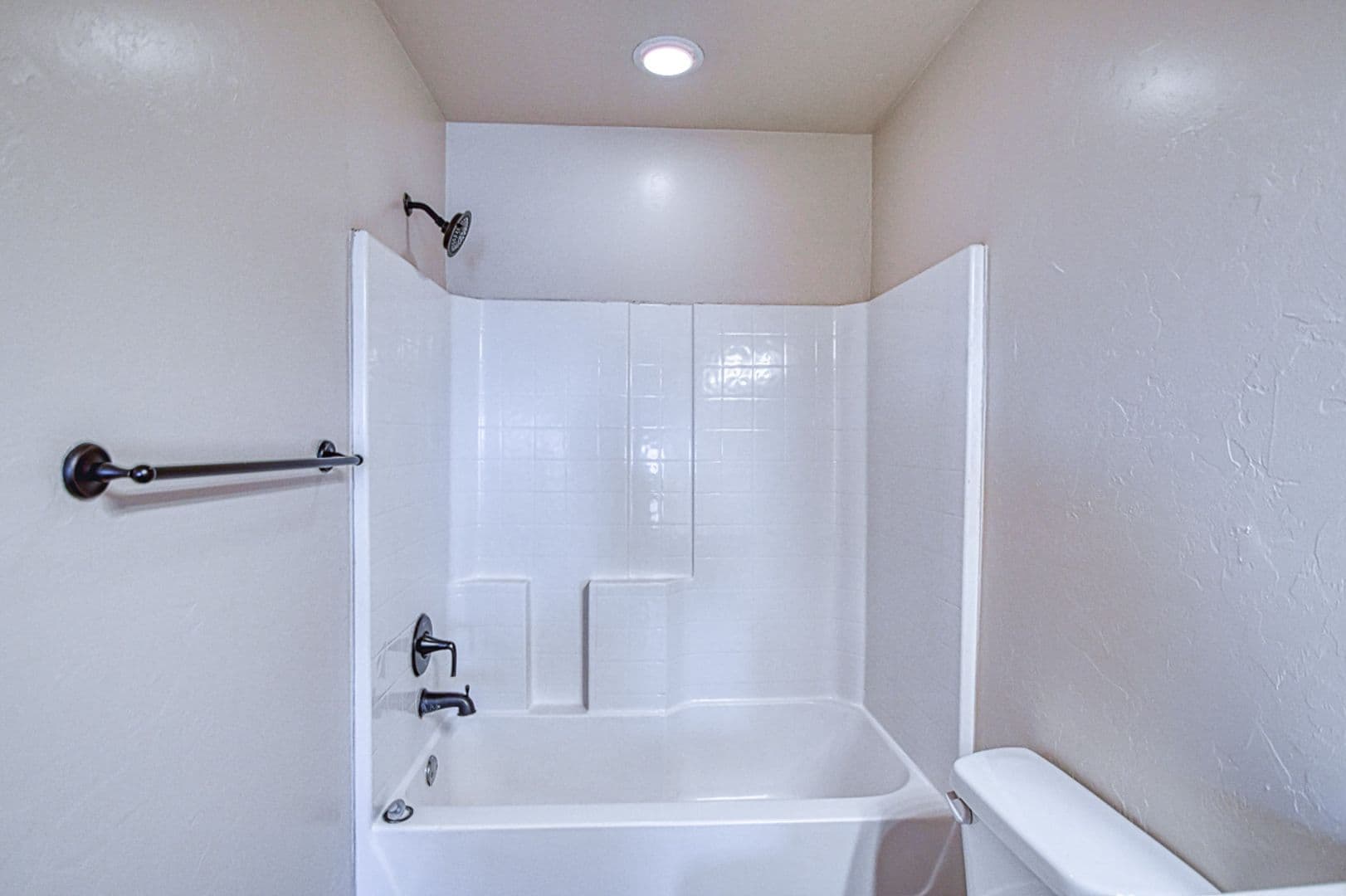 Moore House: 1004 Ridgeway
