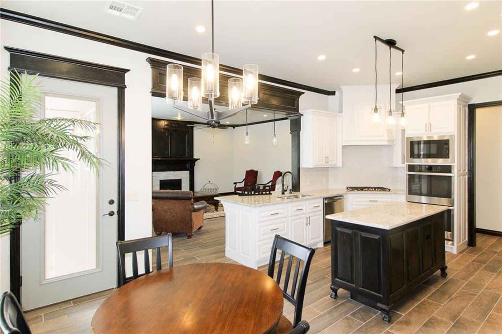 Norman House: 4001 Sam Gordon Drive