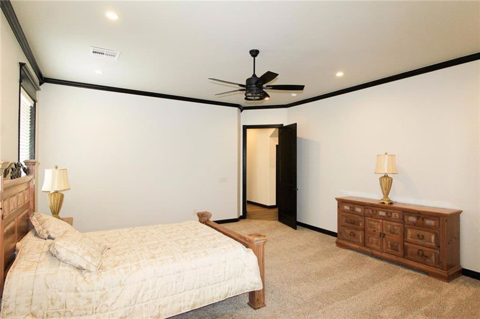 Norman House: 4001 Sam Gordon Drive