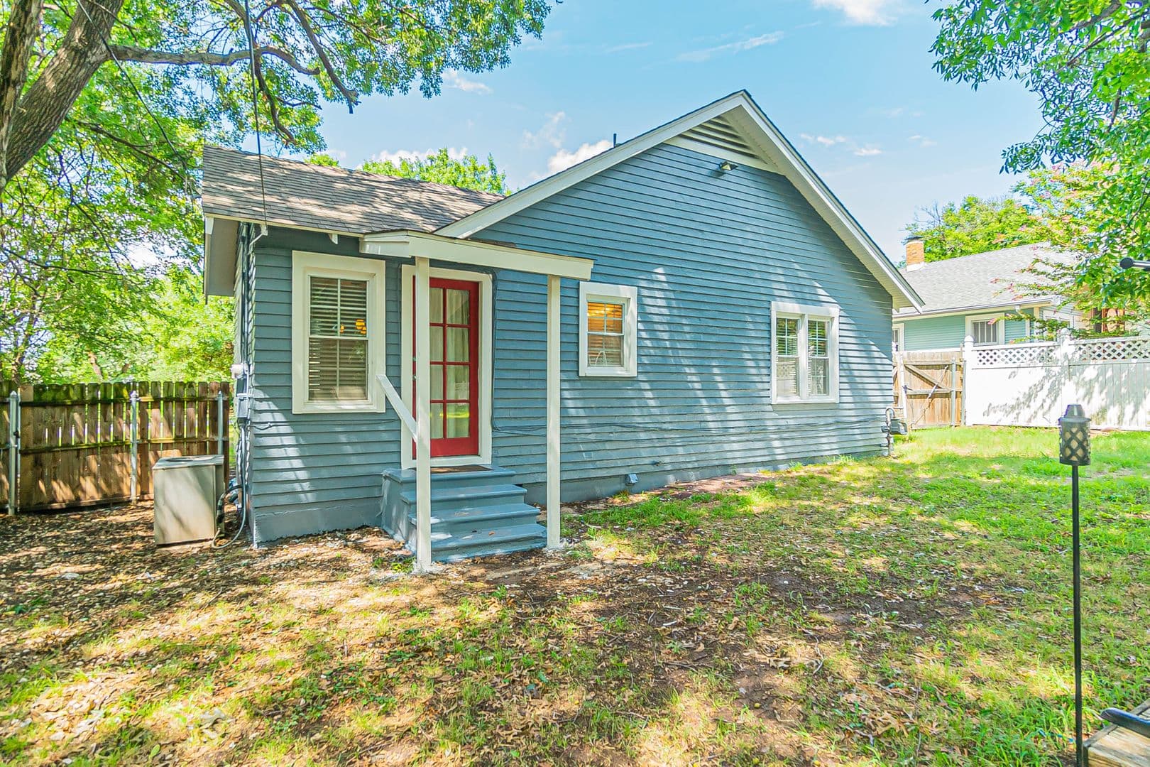 Norman House: 628 W. Comanche Street