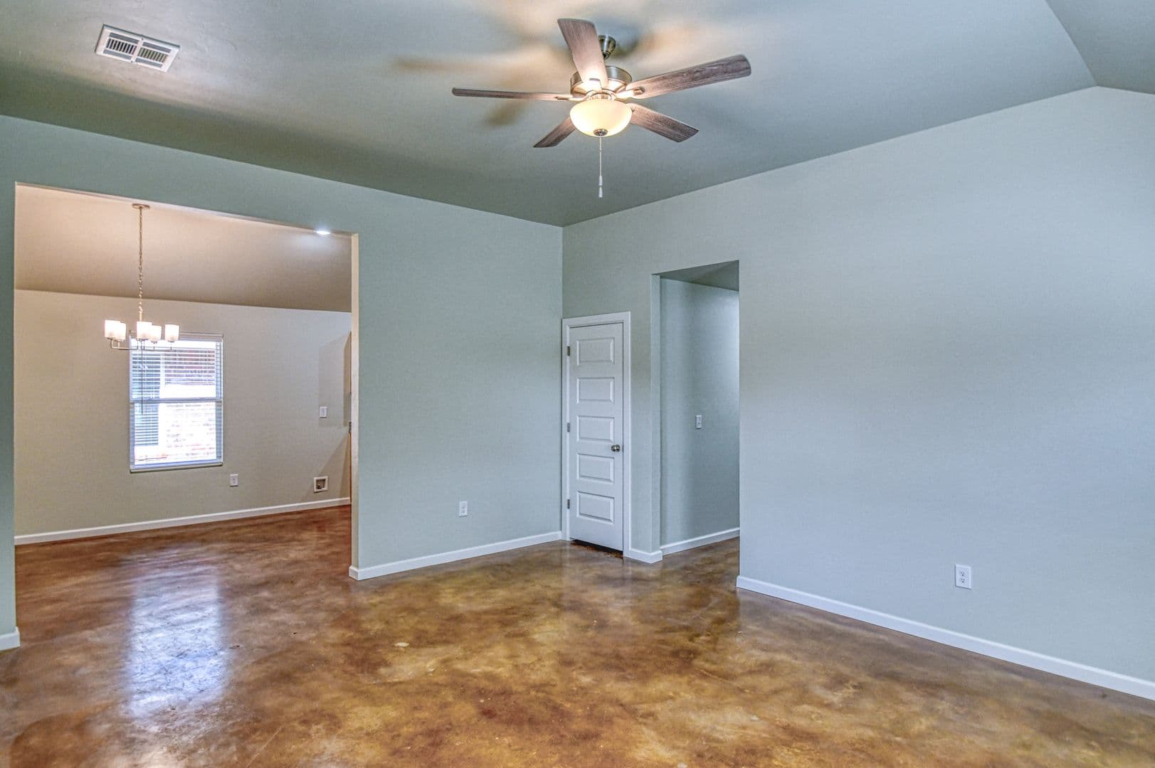 Norman House: 2713 Clifton Terrace
