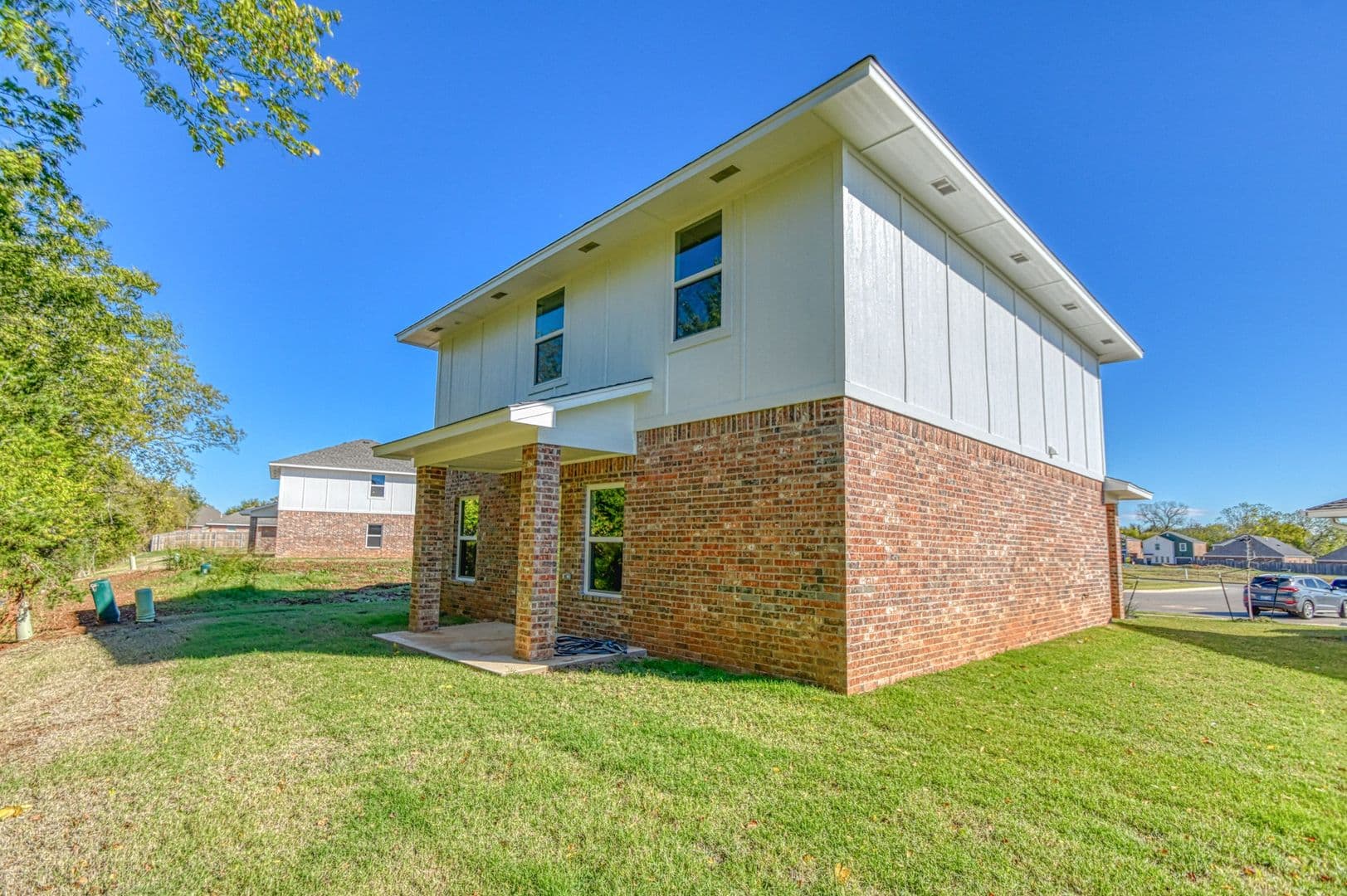 Norman House: 1002 Varenna Court