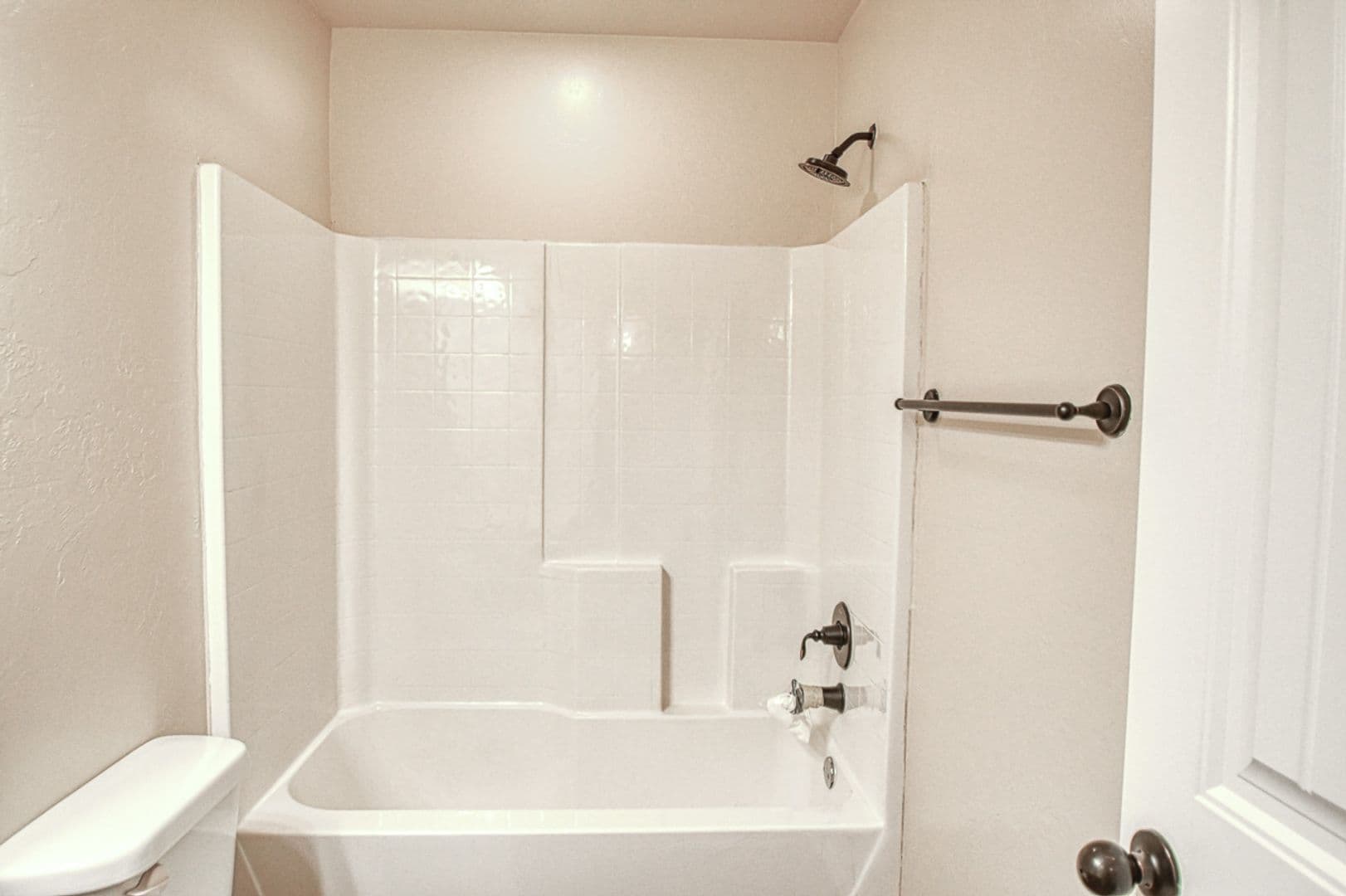 Moore House: 1004 Ridgeway