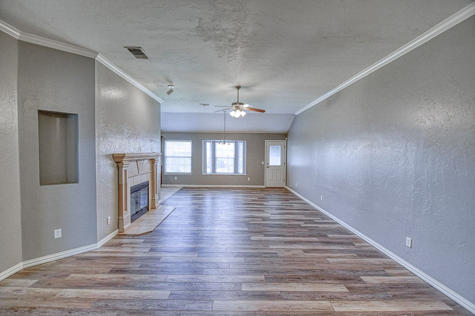Norman House: 925 Eagle Cliff Drive