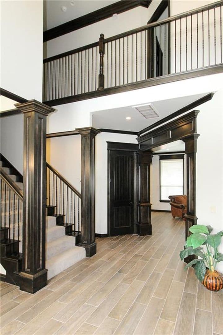 Norman House: 4001 Sam Gordon Drive