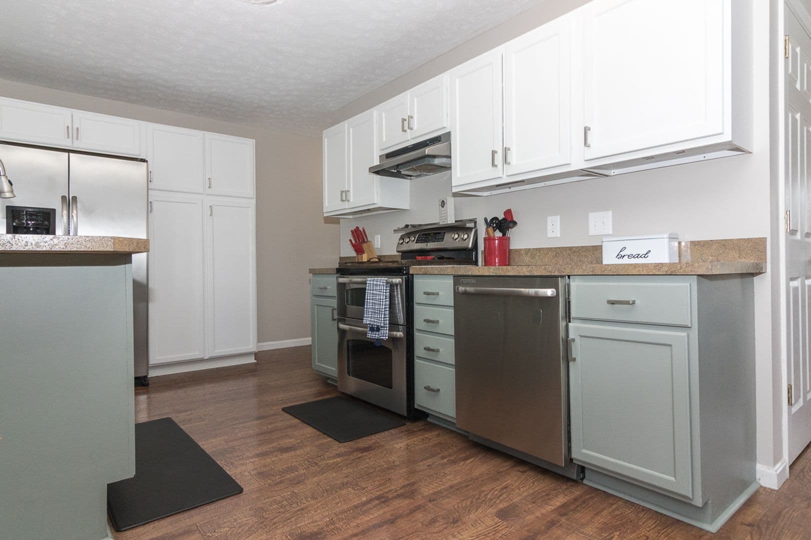 Rineyville House: 171 Sierra Drive
