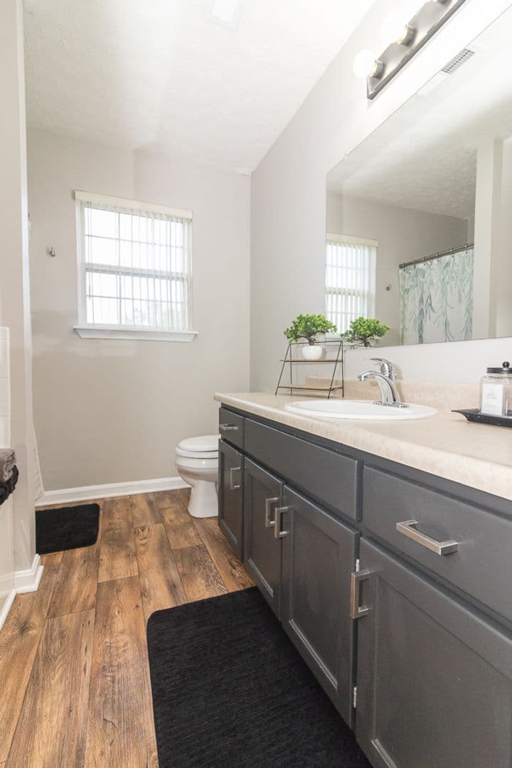 Rineyville House: 171 Sierra Drive