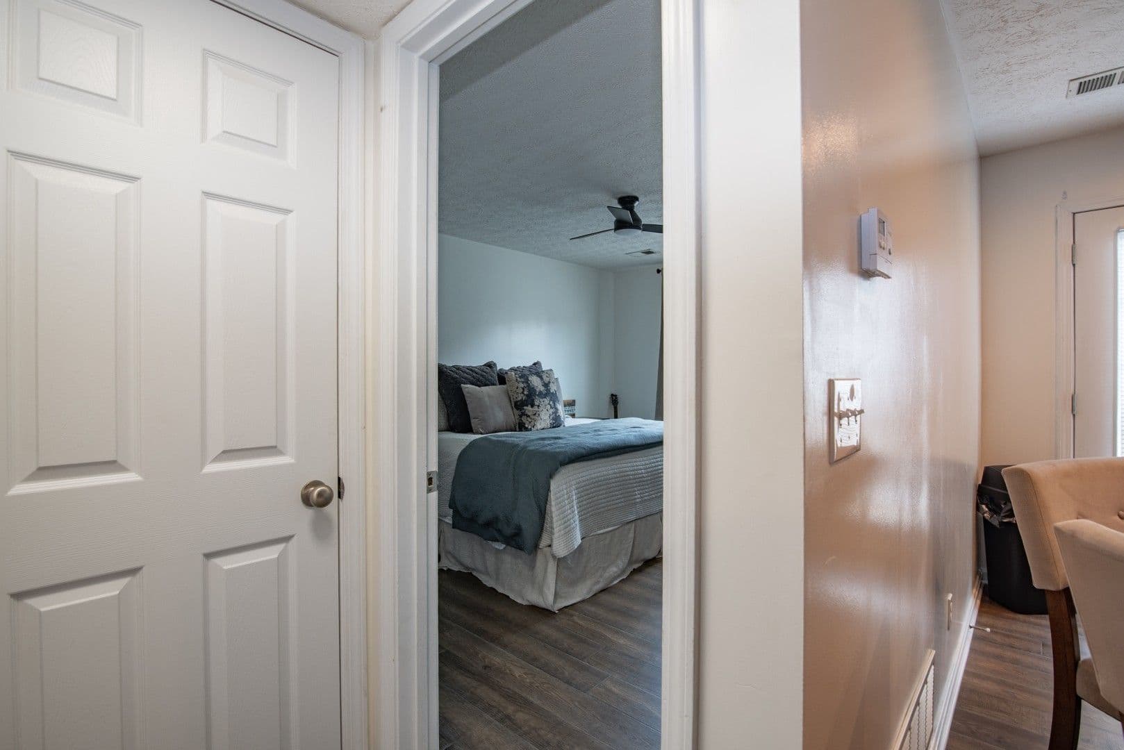 Vine Grove House: 114 Twin Lakes Drive