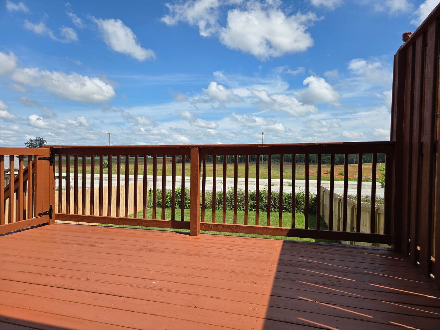 Vine Grove House: 153 Twin Lakes Drive