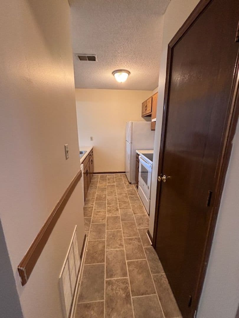 Radcliff House: 524 Independence Court