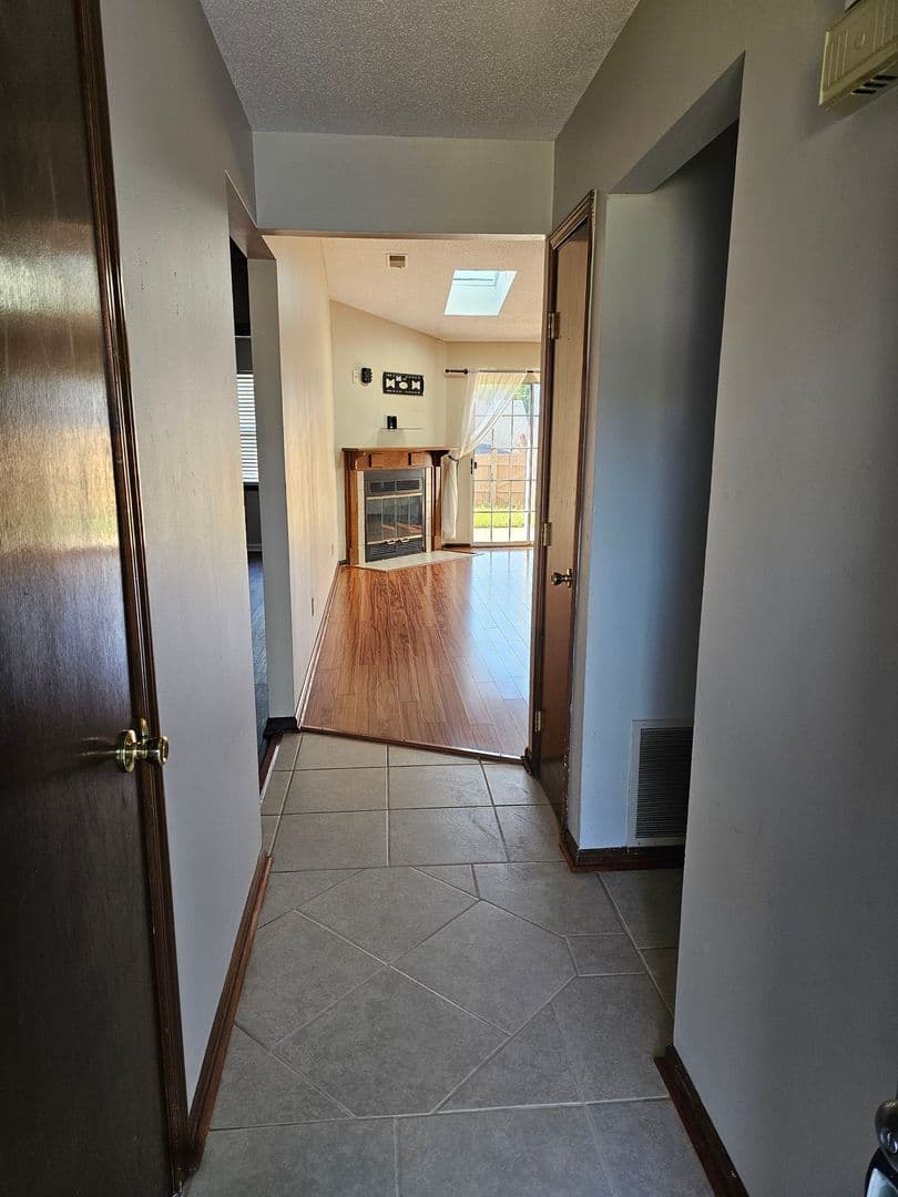 Radcliff House: 508 Independence Court