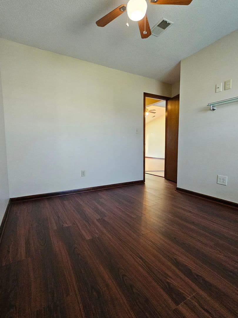 Radcliff House: 508 Independence Court