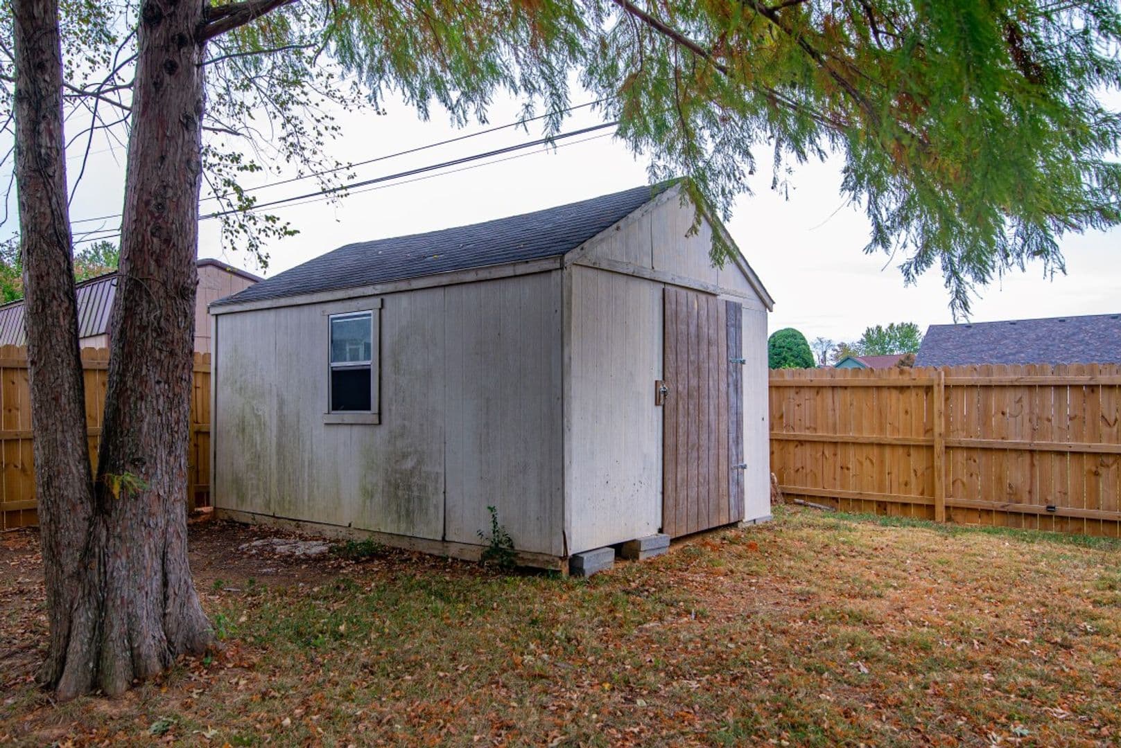 Elizabethtown House: 426 Ridgecrest Road