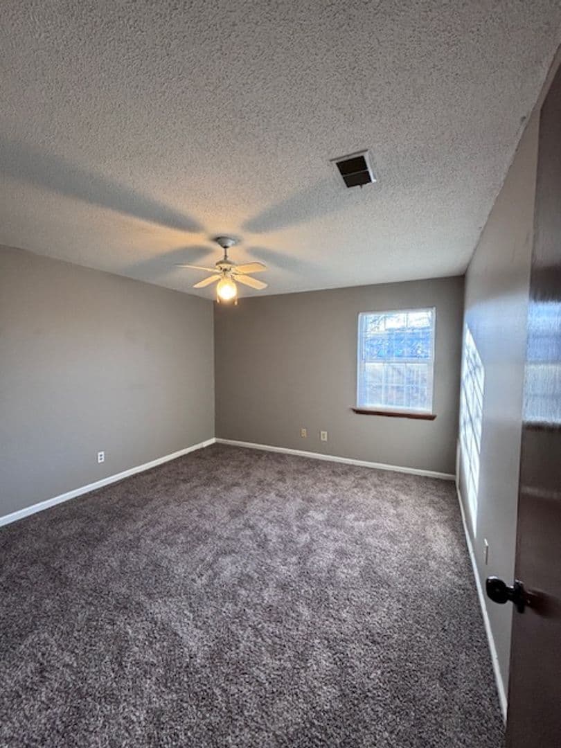 Radcliff House: 524 Independence Court