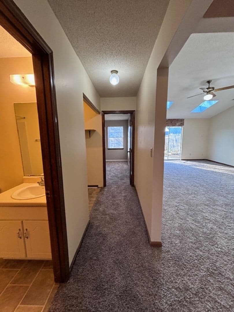 Radcliff House: 524 Independence Court