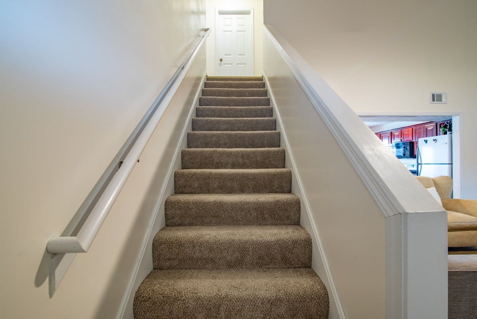Vine Grove House: 114 Twin Lakes Drive