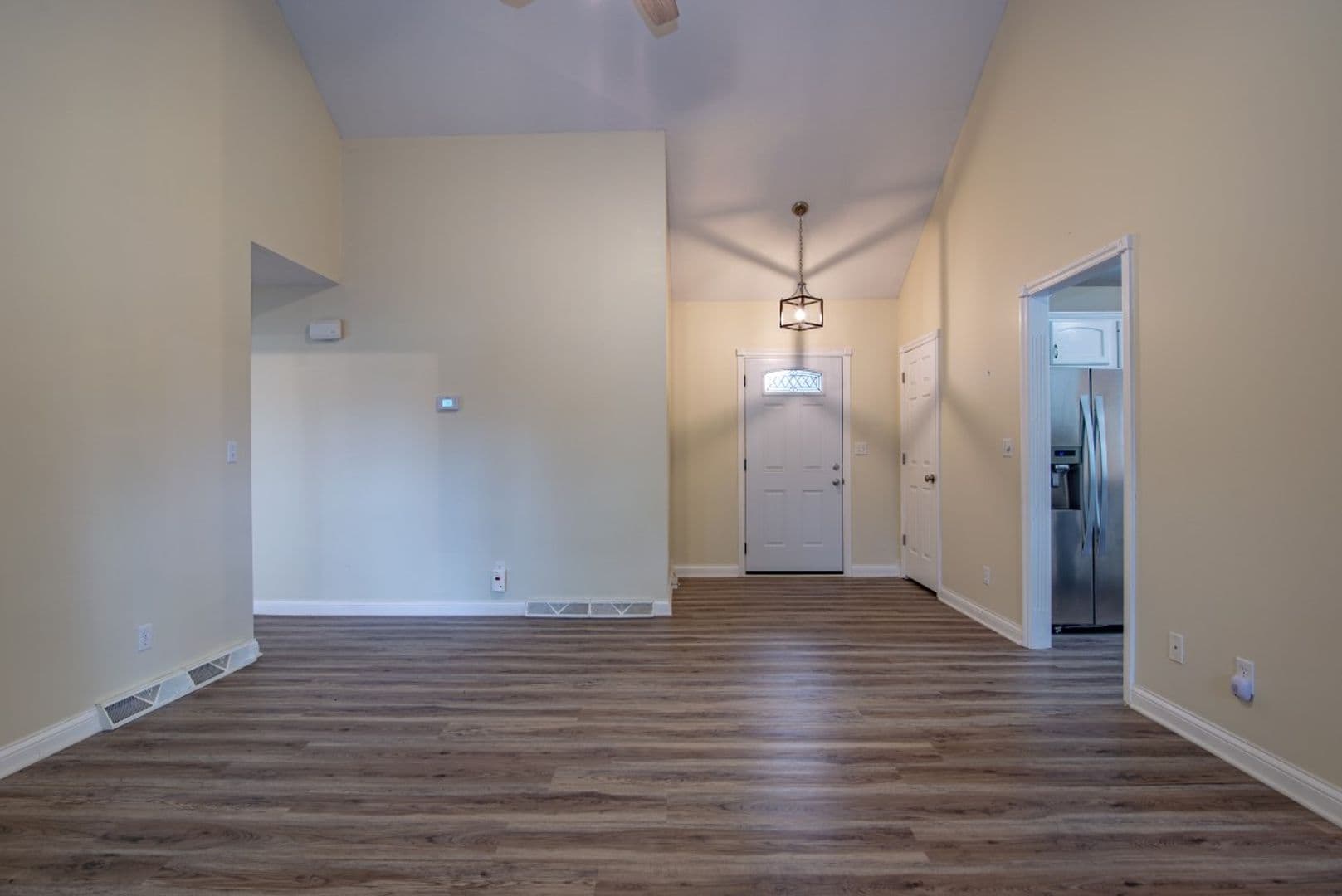 Elizabethtown House: 426 Ridgecrest Road