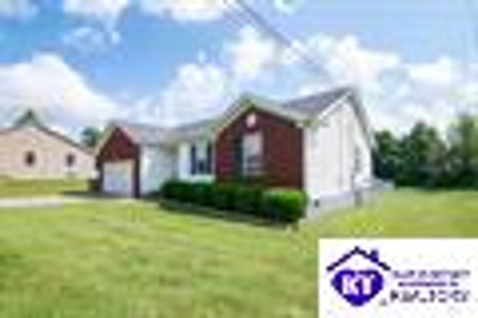 Radcliff House: 520 University Drive