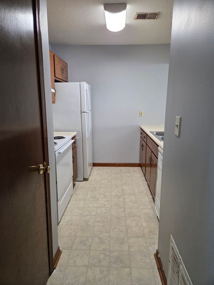 Radcliff House: 629 Potomac Court