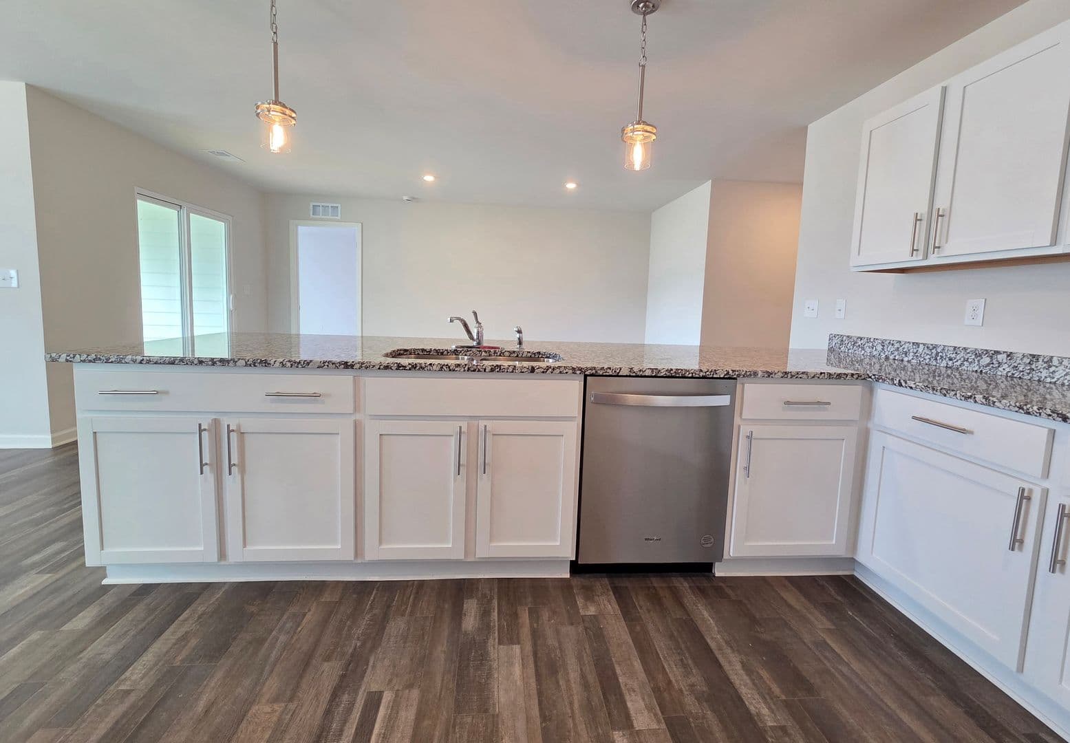 Elizabethtown House: 132 Elegance Way